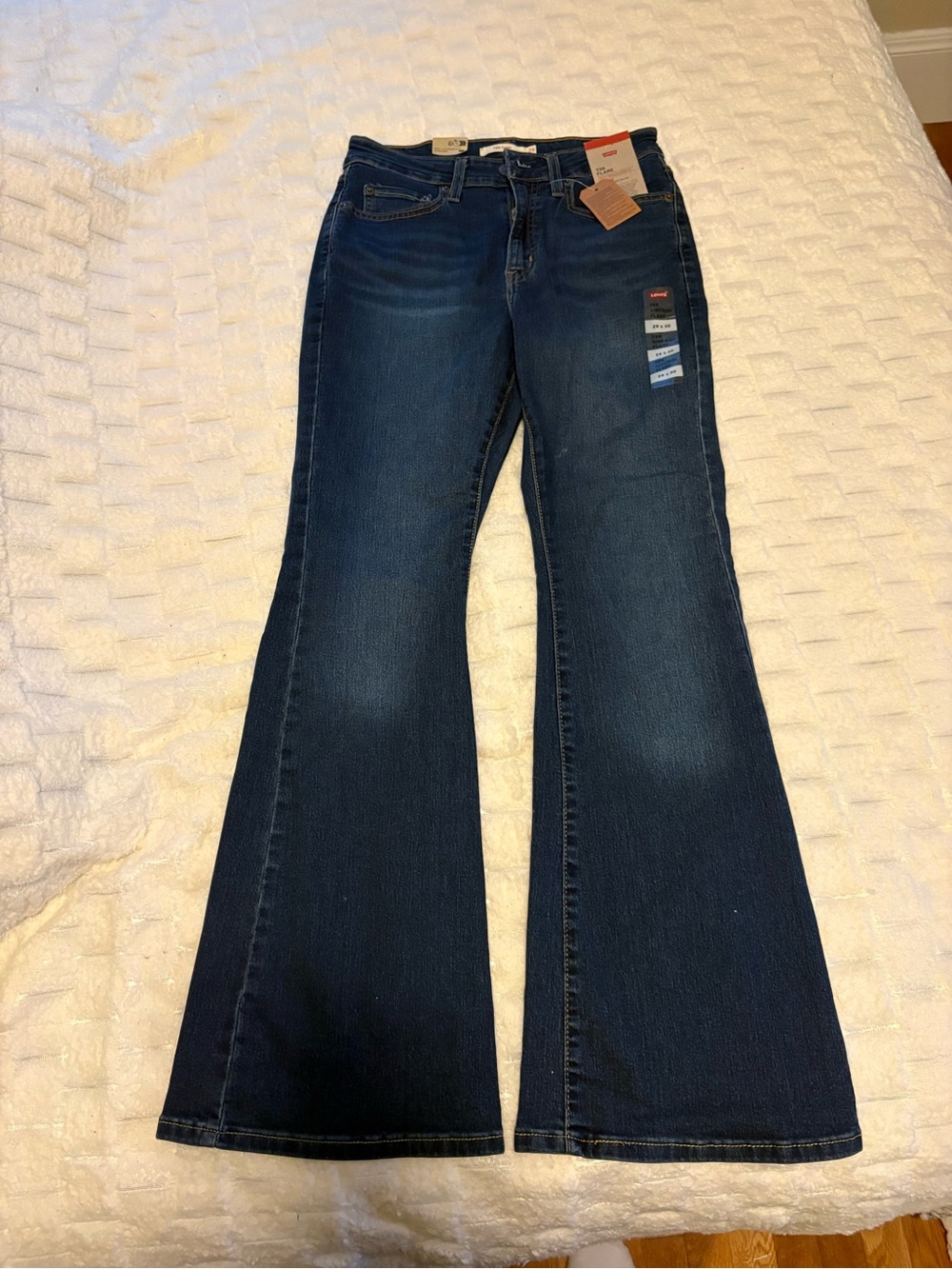 Levi’s Dark Blue Flare Jeans - Classic High-Rise Stretch